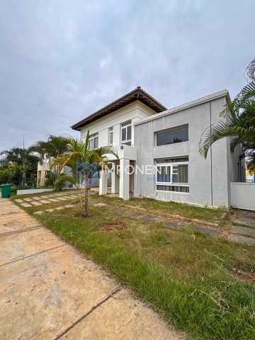 A Venda Vivenda V4 com anexo, no condomínio Riviera, Talatona.