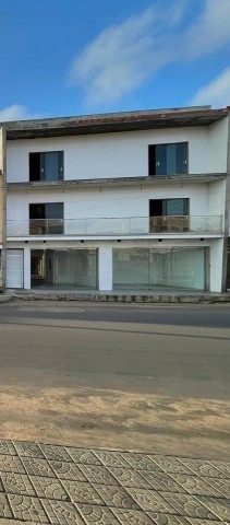 A Venda Moradia V3 inacabada, na 1 Fase do lar do Patriota, Benfica.