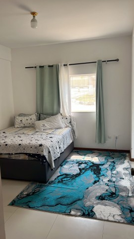 A Venda Apartamento T3, no Condomínio Vale dos Pássaros, Talatona.