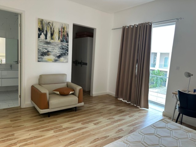 A Venda ARRENDA-SE VIVENDA T3 DUPLEX CONDOMÍNIO BOA VIDA