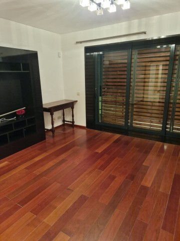 A Venda Vivenda V4, no condomínio Adelaide, Talatona.