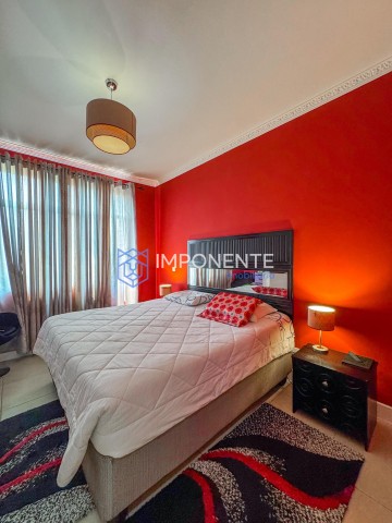 A Venda Apartamento T2, mobiliado, no condomínio Jardim de Rosas, Camama.