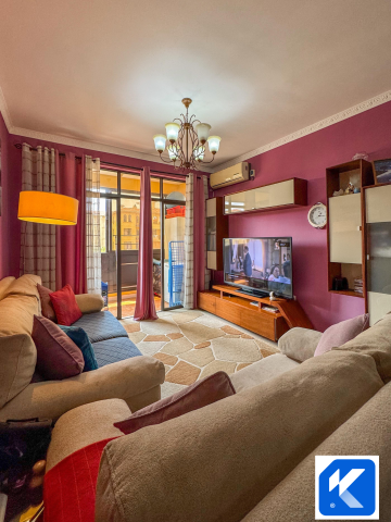 A Venda Vende-se Apartamento T2 Remodelado Condomínio Jardim de Rosas Fase 1, Camama Luanda Detalhes do Imóvel