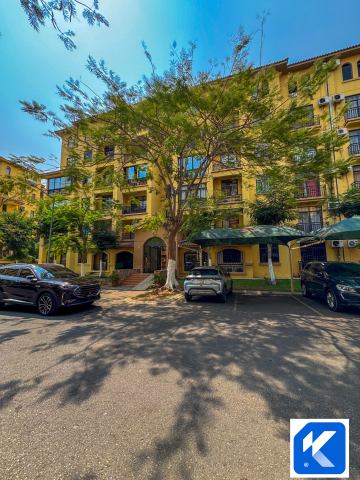 A Venda Vende-se Apartamento T2 Remodelado Condomínio Jardim de Rosas Fase 1, Camama Luanda Detalhes do Imóvel