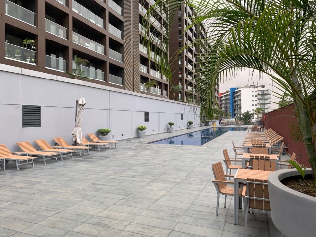 A Venda Apartamento T3, no condomínio Palms Residence, Talatona.