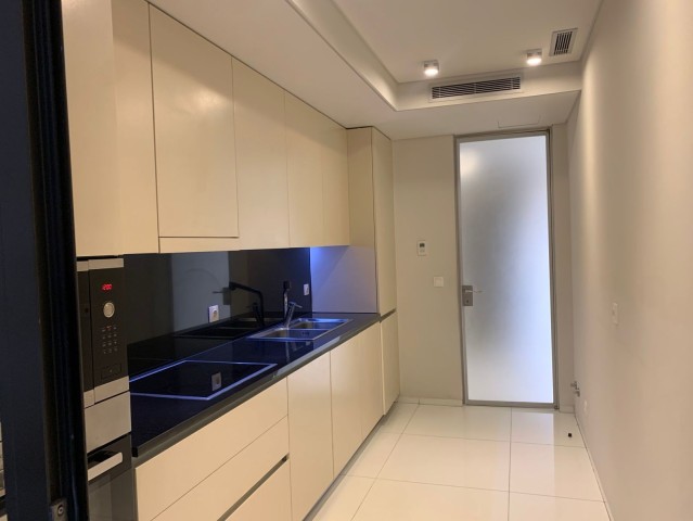 A Venda Apartamento T3, no condomínio Palms Residence, Talatona.