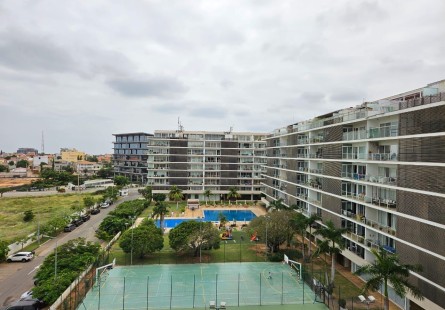 Apartamento T2, no Condomínio Terraços do Atlântico, Talatona.