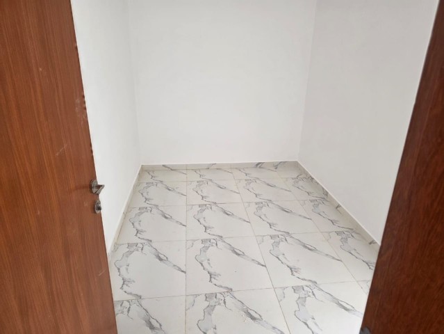 A Venda Vivenda V3 nova, no Condomínio Urbanização Boa Vida, Condomínio 8.