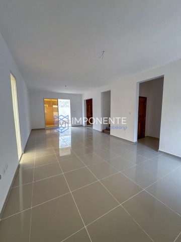 A Venda Vivenda V5 de esquina virgem, no condomínio Vila Nostra, no Camama/Patriota.