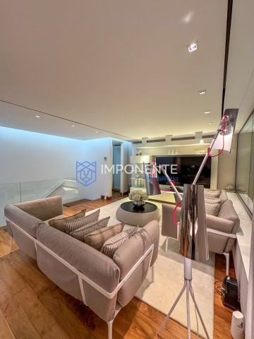 A Venda Luxuosa penthouse T3+1, com piscina e mobiliada, no Condomínio Arte Yetu, Talatona.