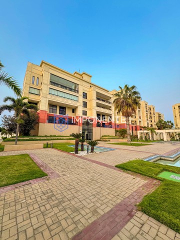 A Venda Luxuosa penthouse T3+1, com piscina e mobiliada, no Condomínio Arte Yetu, Talatona.
