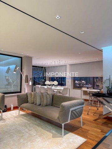 A Venda Luxuosa penthouse T3+1, com piscina e mobiliada, no Condomínio Arte Yetu, Talatona.