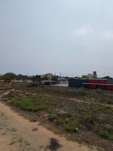 A Venda Terreno de 4 hectares, adjacente ao KFC e a Pumagol do Benfica, no Benfica, Luanda.