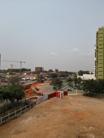 A Venda Terreno de 5.900m², na Avenida Brasil, uma das ruas mais tradicionais do centro de Luanda.