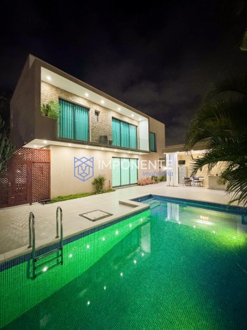 A Venda Luxuosa vivenda V5 com piscina e anexo, na Rotunda da Fubú, por detrás do novo templo Simão Kimbangu.