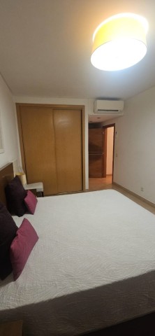 A Venda Apartamento T2, mobiliado, Condomínio Dolce Vita, Talatona.