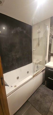 A Venda Apartamento T2, mobiliado, Condomínio Dolce Vita, Talatona.