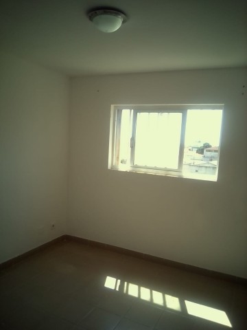 A Venda Apartamento T3, na urbanização Nova Vida 2ª Fase, Golf 2.