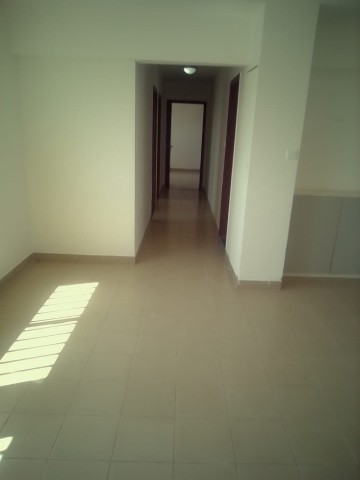 A Venda Apartamento T3, na urbanização Nova Vida 2ª Fase, Golf 2.