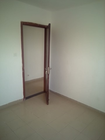 A Venda Apartamento T3, na urbanização Nova Vida 2ª Fase, Golf 2.