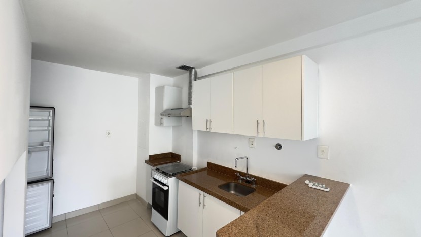 A Venda Apartamento T1 duplex, no Condomínio Belas Business Park, Talatona.