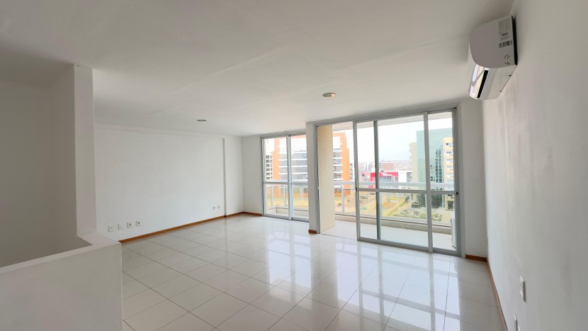 A Venda Apartamento T1 duplex, no Condomínio Belas Business Park, Talatona.