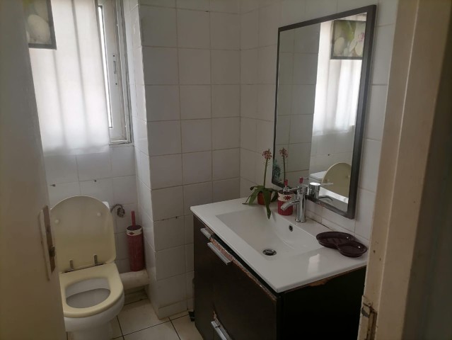 A Venda Arrendar Apartamento T3 Mobilado projeto nova vida.