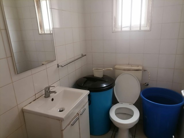 A Venda Arrendar Apartamento T3 Mobilado projeto nova vida.