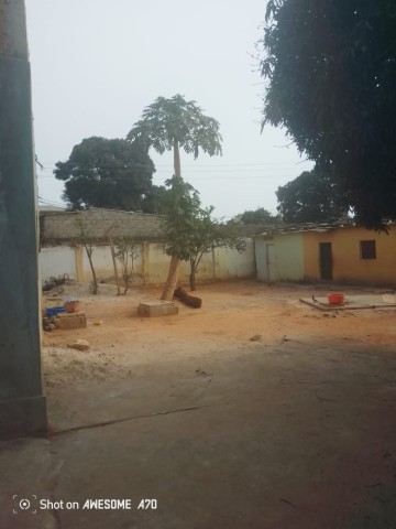 A Venda Vivenda T7 + Anexos + Casa Independente T3 à Venda