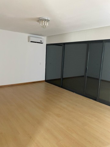 A Venda Vivenda V3+1, no Condomínio Talatona Gold, Talatona.