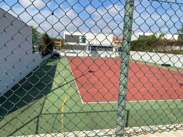 A Venda Vivenda V3+1, no Condomínio Talatona Gold, Talatona.