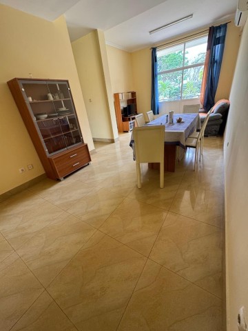 A Venda Vivenda V3 no Condomínio Cuchi, Talatona.