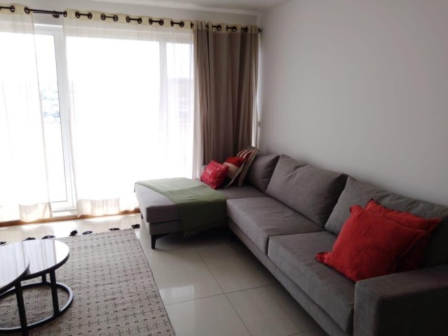 A Venda Apartamento T3, no Condomínio Terraços do Atlântico, Talatona.