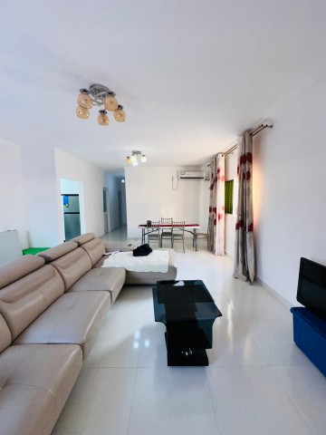 A Venda Vivenda V3 no condomínio Nobreza Residencial, Camama.