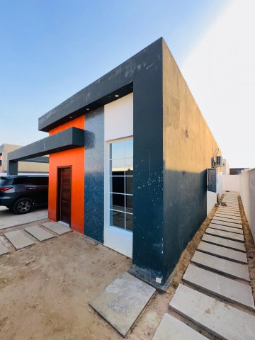 A Venda Vivenda V3 no condomínio Nobreza Residencial, Camama.