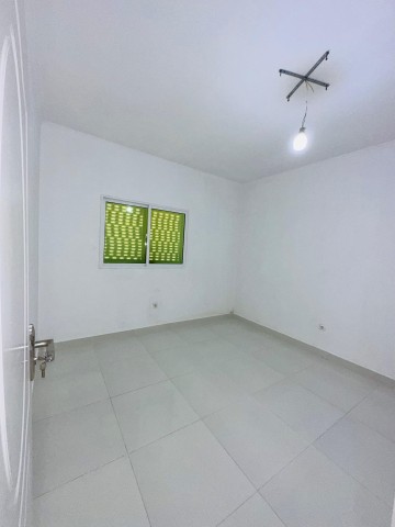 A Venda Vivenda V3 no condomínio Nobreza Residencial, Camama.