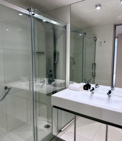 A Venda Apartamento T2 mobilado no condomínio Palms Residence - Talatona