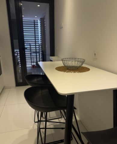 A Venda Apartamento T2 mobilado no condomínio Palms Residence - Talatona