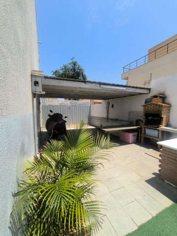 A Venda Vivenda V4 exclusiva para Arrendamento Conforto, Elegância e Bem-Estar!