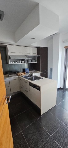 A Venda Apartamento T1, mobiliado, no Condomínio Dolce Vita, Talatona.