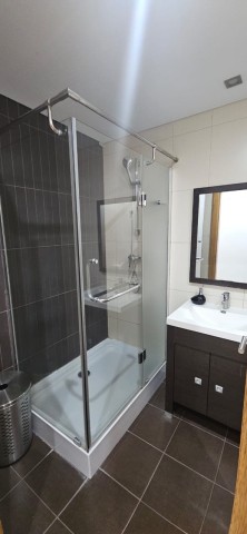 A Venda Apartamento T2, no Condomínio Dolce Vita, Talatona.