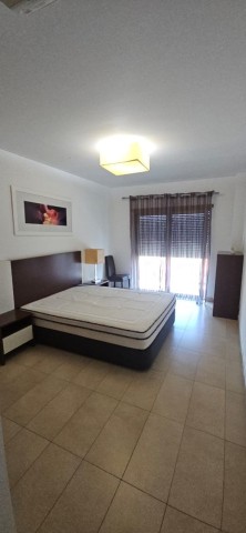 A Venda Apartamento T2, no Condomínio Dolce Vita, Talatona.