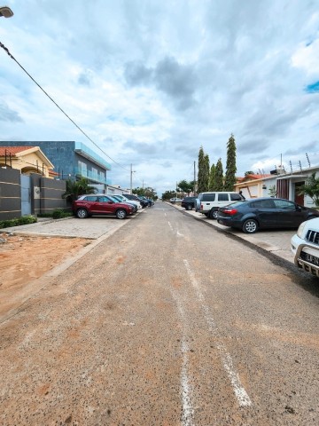 A Venda Vivenda V4 na Urbanização Nova Vida, Projecto Nova Vida.