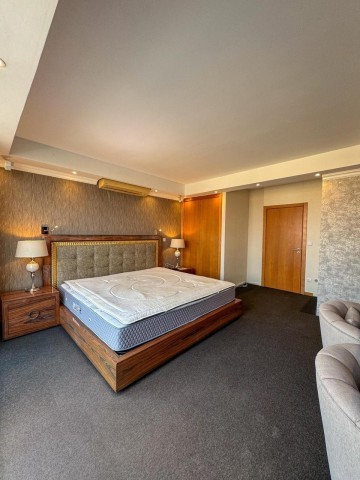 A Venda Apartamento T4 mobilado - dúplex - Terraços do atlantico - Talatona