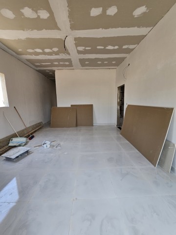 A Venda Vivendas T4 em construção, no Patriota, condomínio fechado