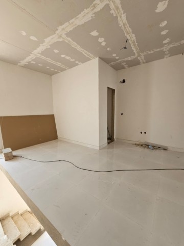 A Venda Vivendas T4 em construção, no Patriota, condomínio fechado