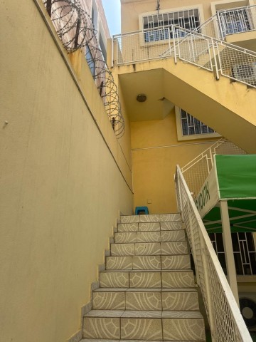 A Venda VIVENDA V6 + Anexo VILA ALICE (LUANDA)