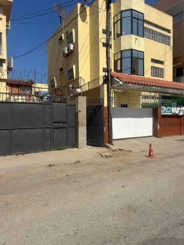 A Venda VIVENDA V6 + Anexo VILA ALICE (LUANDA)