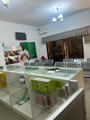 A Venda VIVENDA V6 + Anexo VILA ALICE (LUANDA)