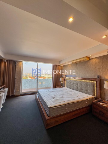 A Venda Penthouse T4, mobiliada, no condomínio Terraços do Atlântico, Talatona.